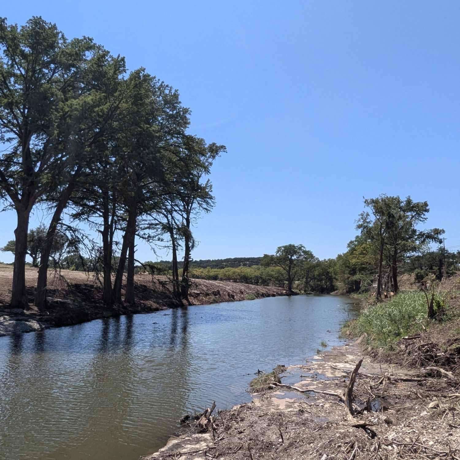 PXL_20250902_185314268RAW-01COVER